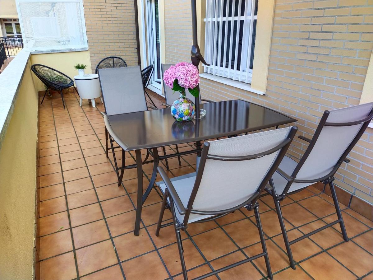 Tiviti Playa Ribadesella Apartment Luaran gambar